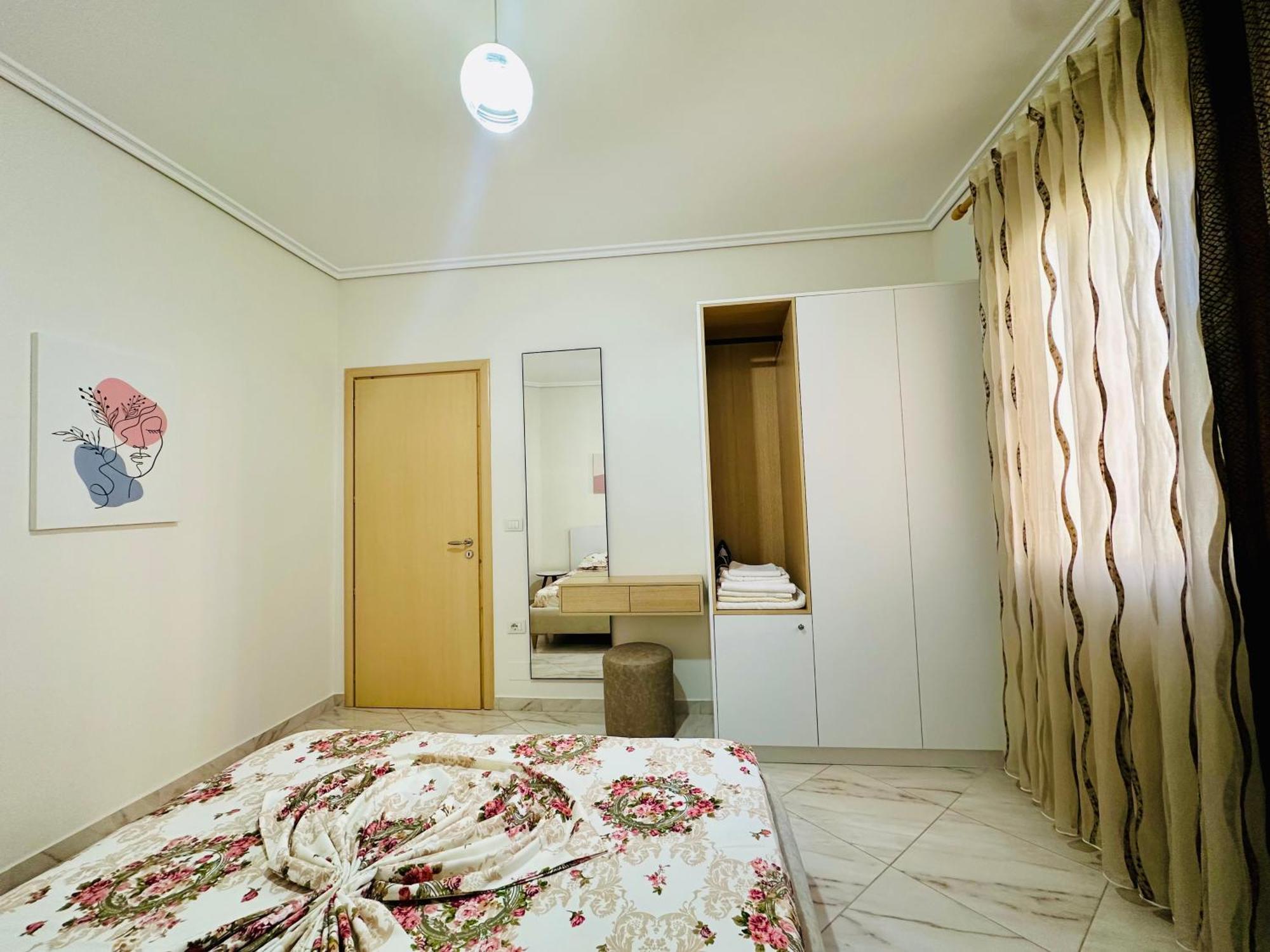 Jico Travel - Erjon Apartments Vlore Exterior photo